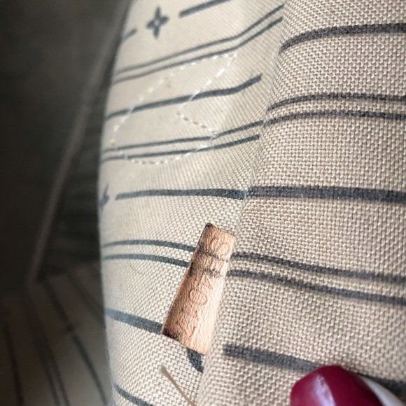 Authentic Louis Vuitton Neverfull GM Monogram - Picture 4 of 8